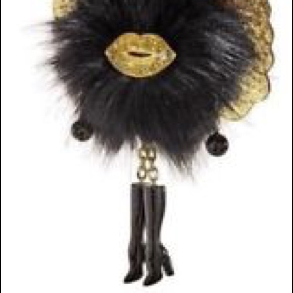 Victoria Secret keychain - Picture 1 of 4